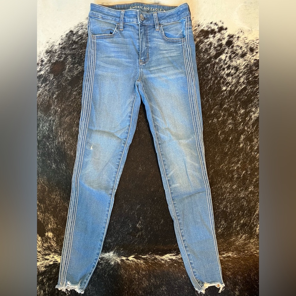 AEO Hi-Rise Jegging Crop - Picture 2 of 6